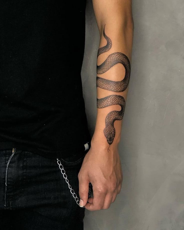 24 Ideas Stencils Tattoo 2025: Unique Designs for Every Style