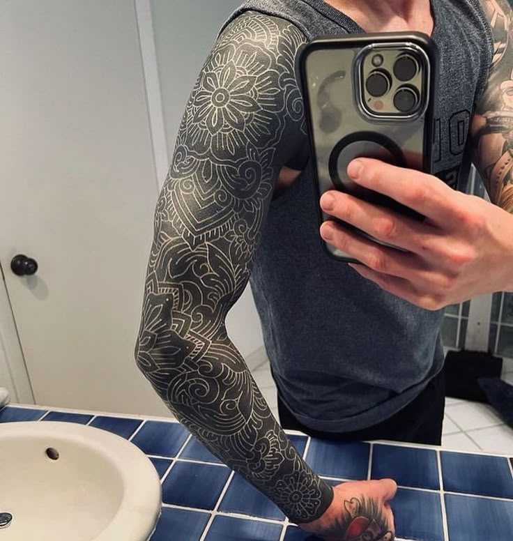 Discover Bold Blackout Tattoo Ideas 2025: Full Sleeve, Geometric, Abstract, with White Ink