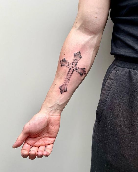 26 Unique Cross Tattoo Designs for 2025: Ideas for Men &#038; Women