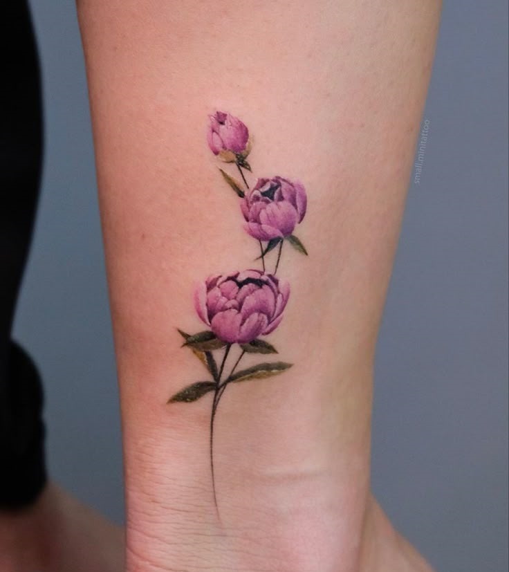25 Ideas Peony Tattoo 2025: Stunning Designs &#038; Styles to Inspire Your Next Ink