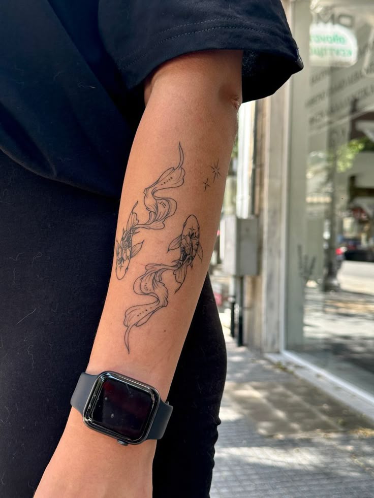 Explore 28 Unique Koi Fish Tattoo Ideas for 2025: Minimalist, Japanese Style, Yin Yang, Fine Line