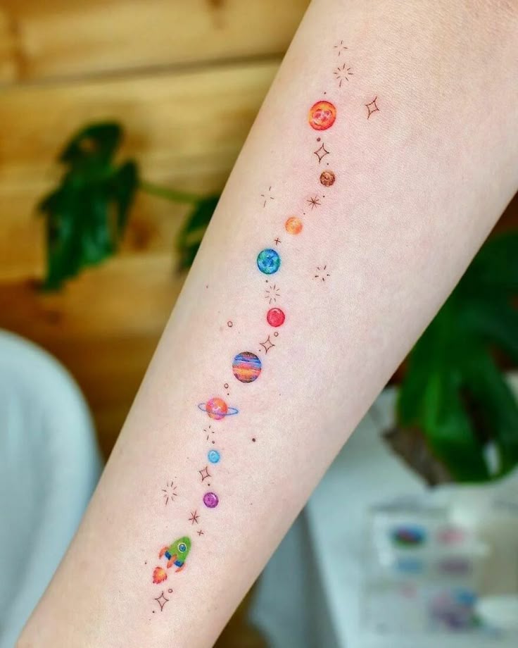 27 Space Tattoo Ideas 2025 for Women and Men – Galaxy Sleeve Designs, Minimalist Forearm Art