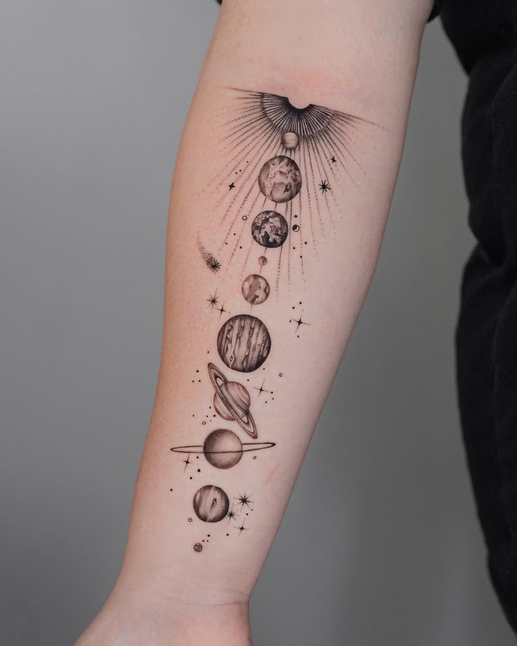 27 Space Tattoo Ideas 2025 for Women and Men – Galaxy Sleeve Designs, Minimalist Forearm Art