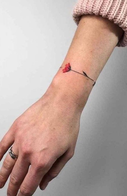 28 Poppy Tattoo Ideas 2025 for Women &#038; Men – Fine Line, Traditional, Minimalist &#038; Bold Red Floral Designs
