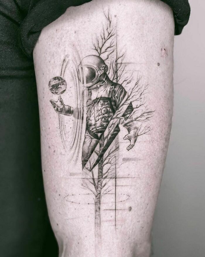 27 Space Tattoo Ideas 2025 for Women and Men – Galaxy Sleeve Designs, Minimalist Forearm Art
