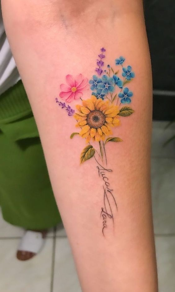 29 July Birth Flower Tattoo Ideas 2025 – Fine Line, Spine, Arm, Shoulder &#038; Sleeve Designs