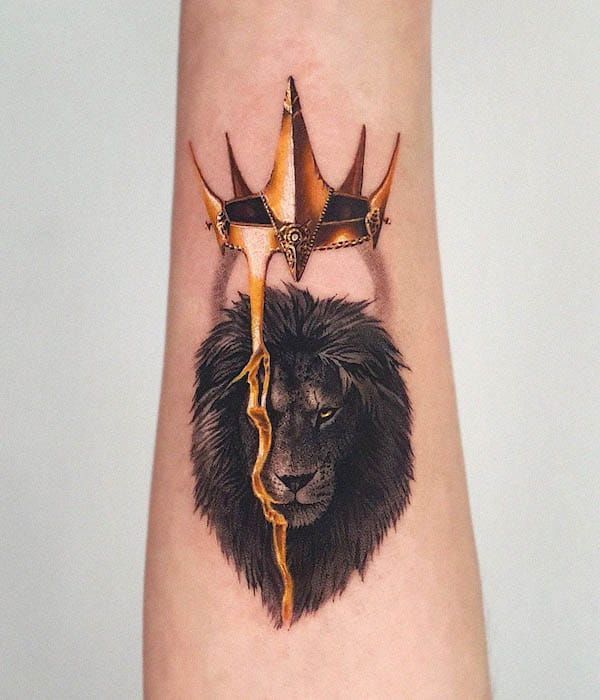 27 Crown Tattoo Ideas 2025: Minimalist, Feminine, and King-Inspired Designs for Men and Women