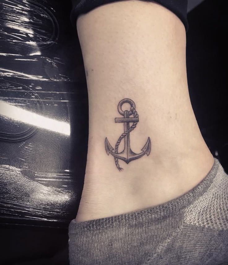 30 Best Anchor Tattoo Ideas 2025 with Meaning – Designs for Women and Men Including Minimalist