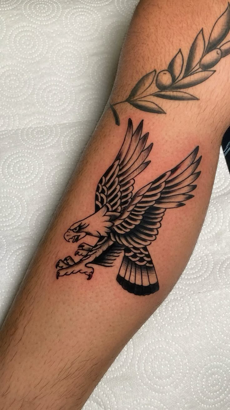 30 Eagle Tattoo Ideas 2025: Bold Designs for Men and Women with Chest, Arm, Forearm, Minimalist