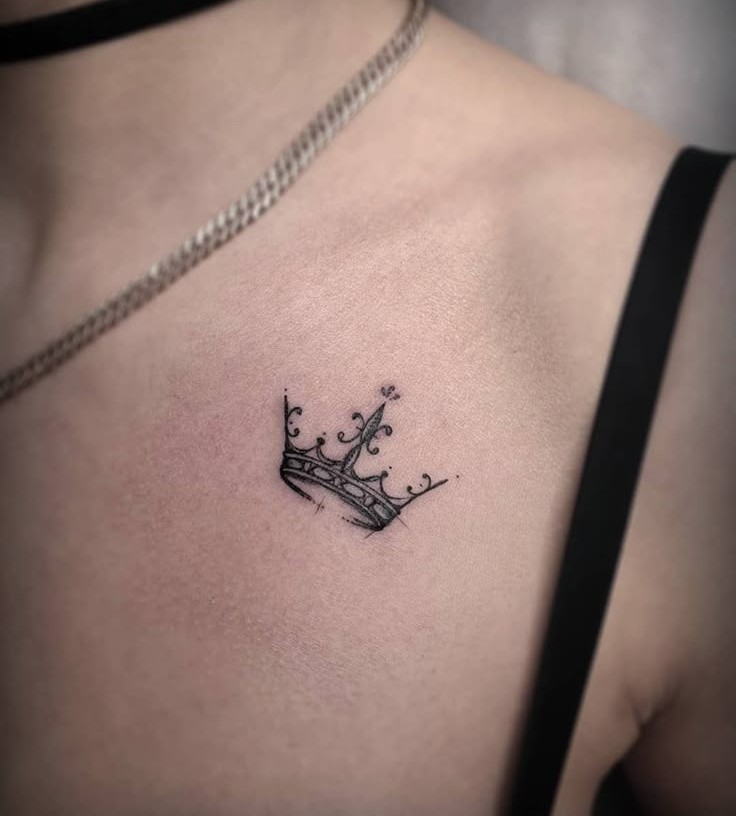 27 Crown Tattoo Ideas 2025: Minimalist, Feminine, and King-Inspired Designs for Men and Women