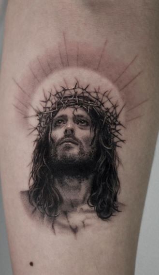 25 Jesus Tattoo Ideas 2025: Sacred Heart, Virgin Mary, Fine Line, Sleeve for Women, Back, Forearm