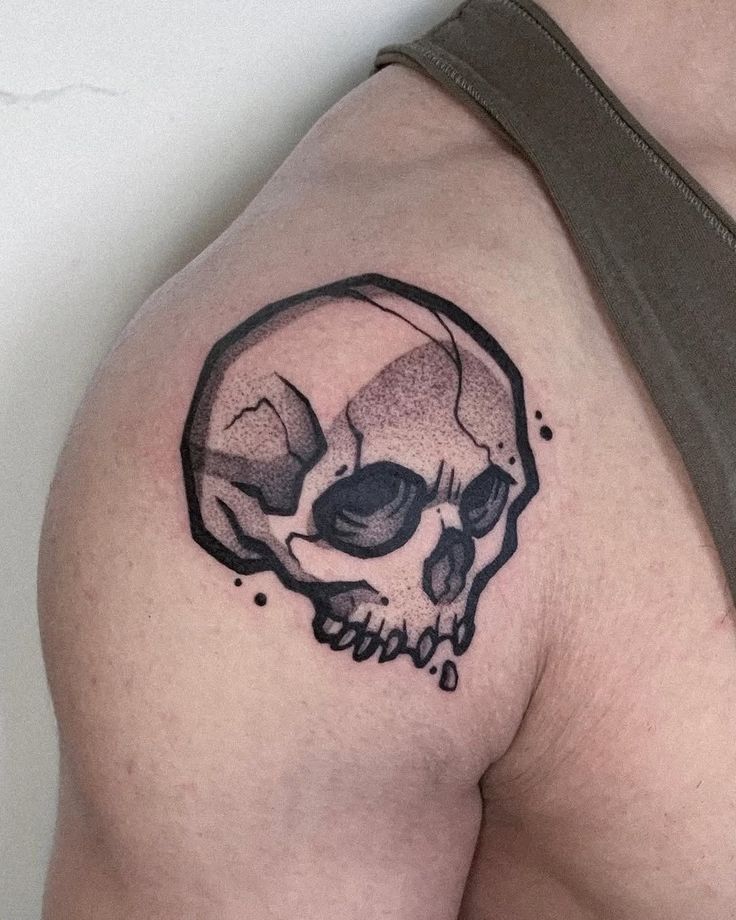 29 Skull Tattoos Ideas 2025 for Men and Women – Unique, Traditional, Feminine, Dark &#038; Mexican Skull Designs