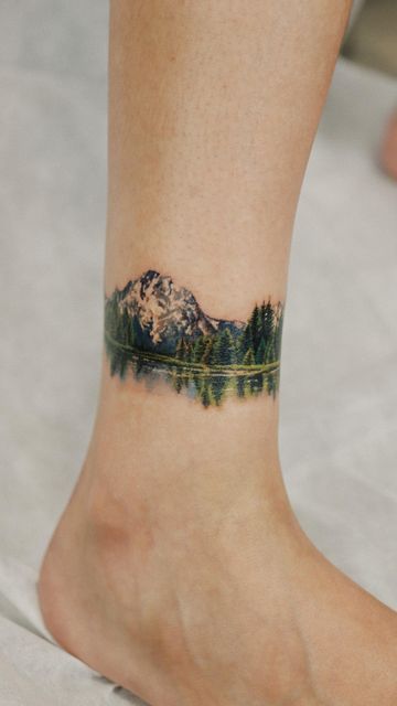 27 Ideas Mountain Tattoo Ideas 2025: Minimalist, Geometric, Fine Line &#038; Sleeve Designs