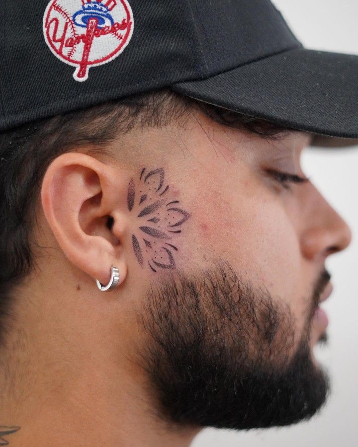 25 Face Tattoo Ideas 2025 Bold, Symbolic &#038; Unforgettable Ink