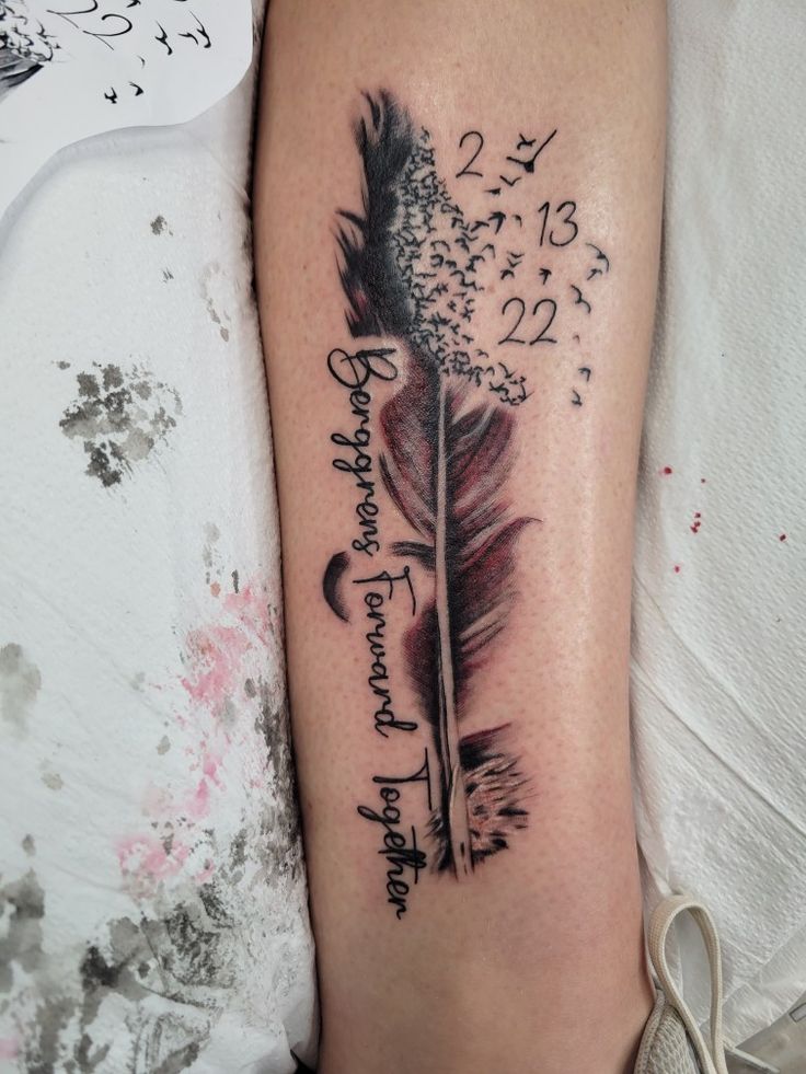 28 Feather Tattoo Ideas 2025: Fine Line, Mandala, Native American, Black, Simple &#038; Meaningful Designs