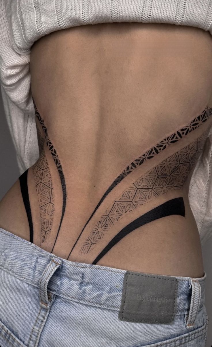 Find Out More on 29 Tramp Stamp Tattoo Ideas 2025: Cute, Dainty, Gothic &#038; Y2K Lower Back Designs
