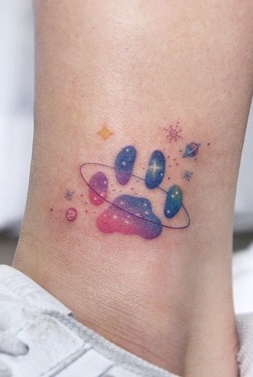 28 Paw Print Tattoo Ideas 2025 for Dog &#038; Cat Lovers – Memorial, Floral, Watercolor, Fine Line
