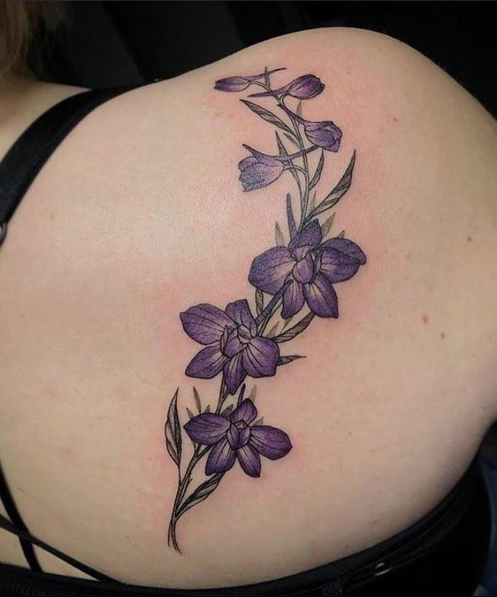 29 July Birth Flower Tattoo Ideas 2025 – Fine Line, Spine, Arm, Shoulder &#038; Sleeve Designs