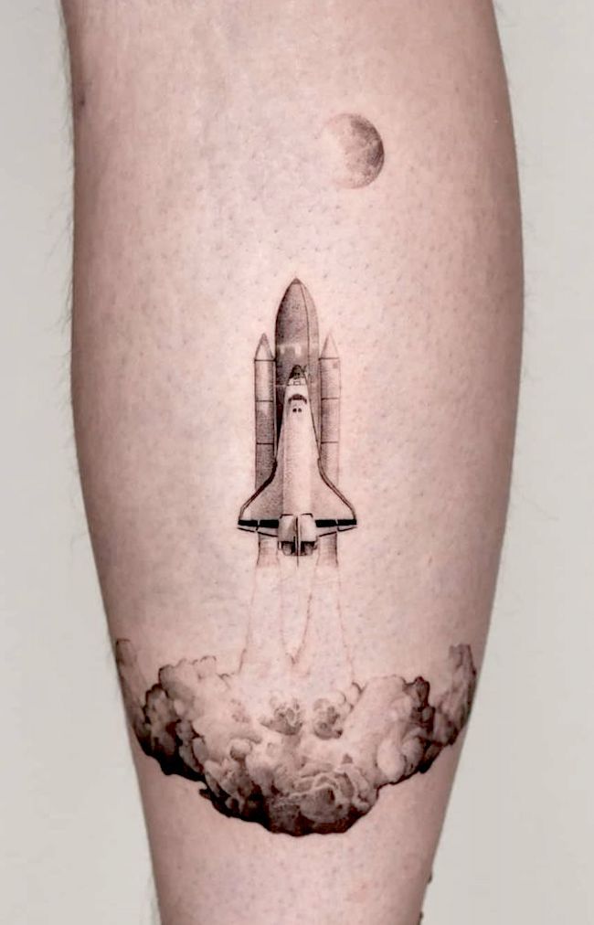 27 Space Tattoo Ideas 2025 for Women and Men – Galaxy Sleeve Designs, Minimalist Forearm Art