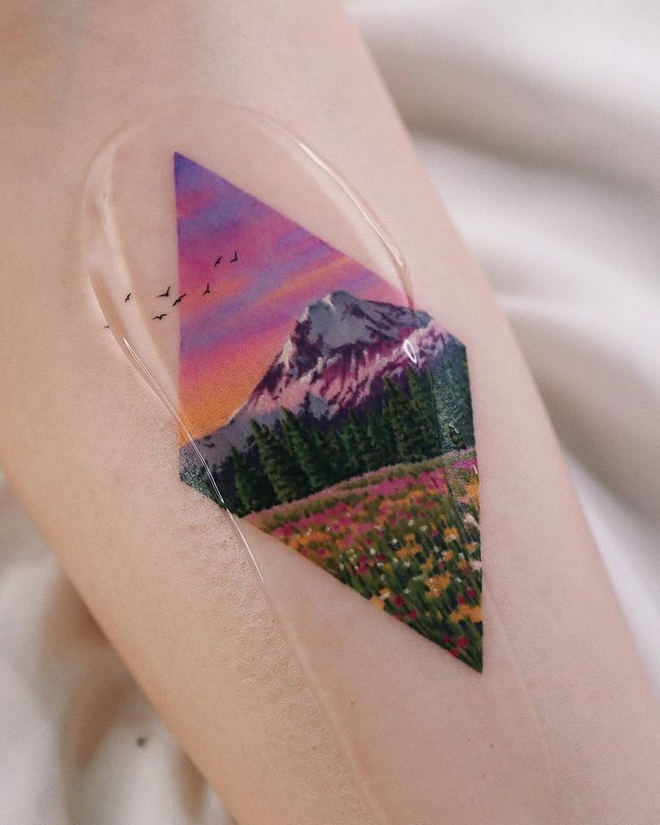 27 Ideas Mountain Tattoo Ideas 2025: Minimalist, Geometric, Fine Line &#038; Sleeve Designs