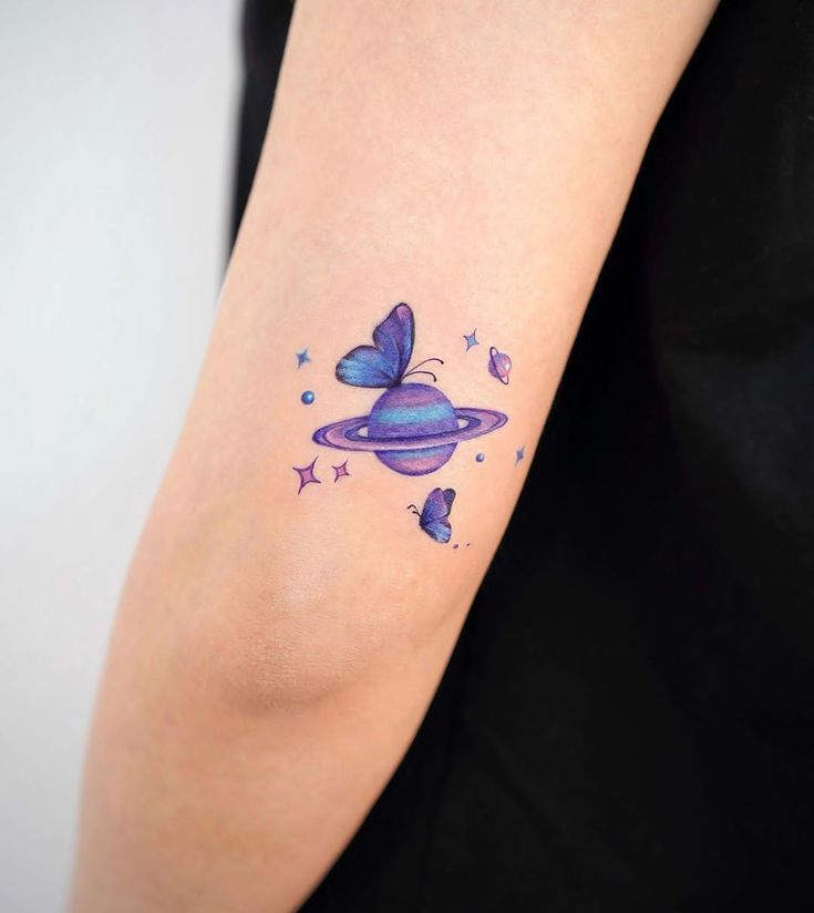 27 Space Tattoo Ideas 2025 for Women and Men – Galaxy Sleeve Designs, Minimalist Forearm Art
