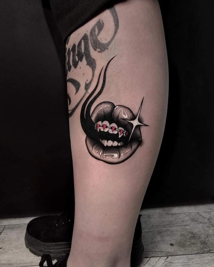 29 Lip Tattoo Ideas 2025 With Kiss Prints, Vampire Designs, Color Ideas, Shading, Placement Tips