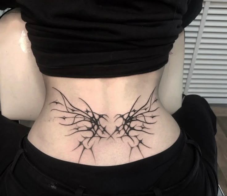 Find Out More on 29 Tramp Stamp Tattoo Ideas 2025: Cute, Dainty, Gothic &#038; Y2K Lower Back Designs