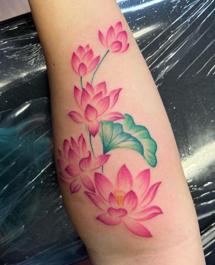 30 Creative Water Lily Tattoos for 2025: Tattoos with Special Meanings