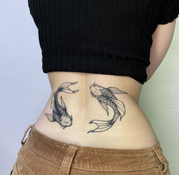 Find Out More on 29 Tramp Stamp Tattoo Ideas 2025: Cute, Dainty, Gothic &#038; Y2K Lower Back Designs