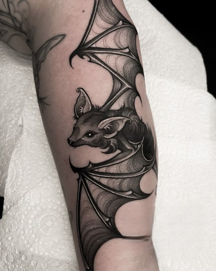 Bat Tattoo 25 Ideas in 2025 – A Collection of Stencil, Gothic, Old School, and Simple Arm and Chest Tattoos