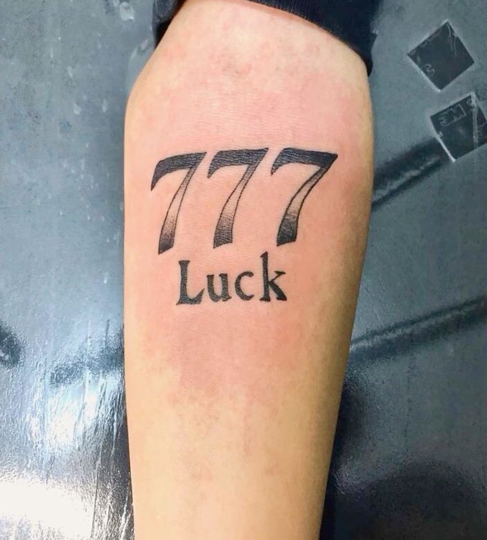 26 Best 777 Tattoo Ideas 2025 for Men and Women – Finger Placement Meaning &#038; Inspiration
