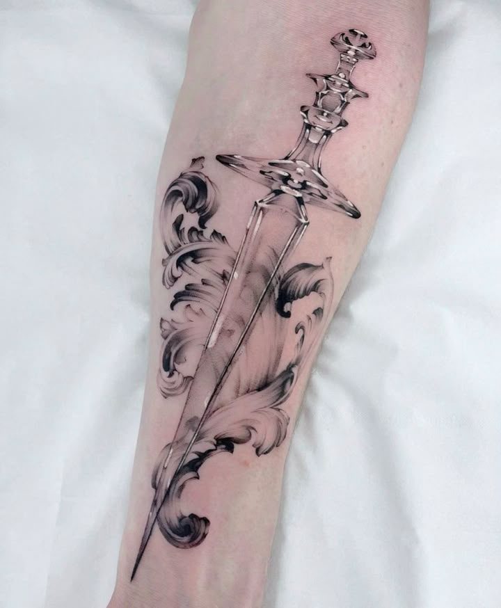 30 Dagger Tattoo Ideas 2025: Neotraditional, Fine Line, Gothic, Butterfly, Panther, Fantasy Designs