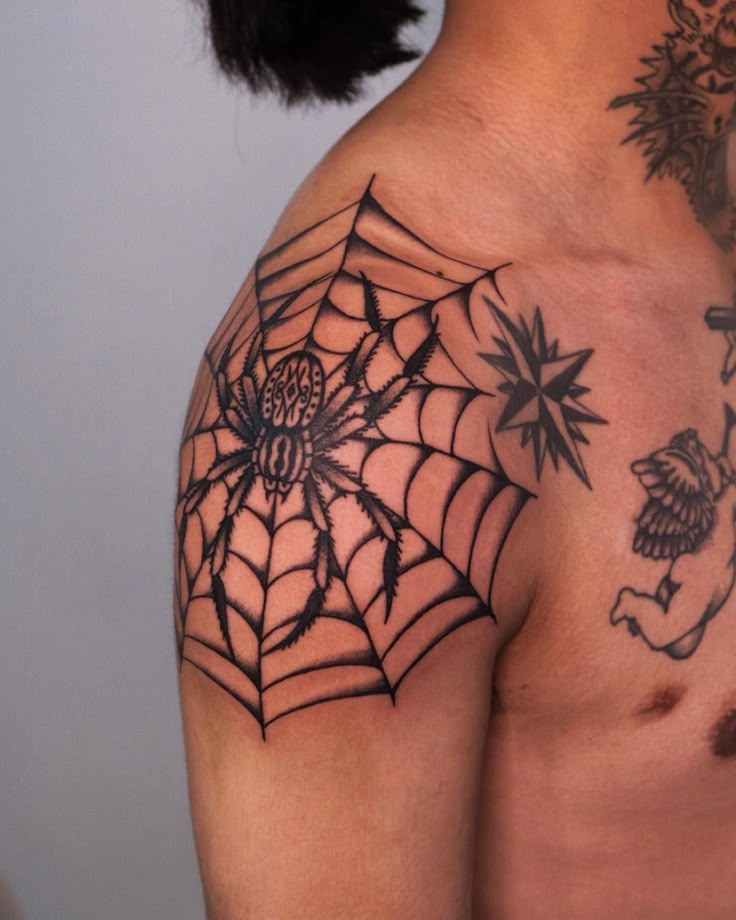 26 Shoulder Tattoo Ideas 2025 Women and Men &#8211; Ornamental, Fine Line, Eagle, Stencil, and More