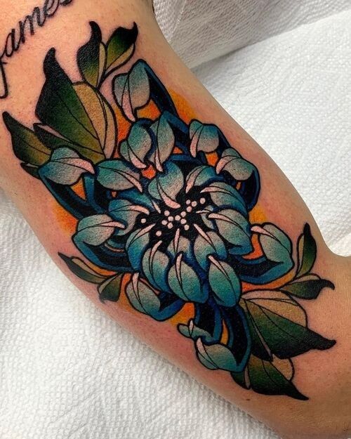 32 Chrysanthemum Tattoo Ideas 2025: Japanese Traditional, Fineline, Sleeve, Stencil, Red And Black