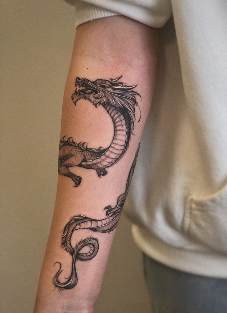 29 Dragon Tattoo Ideas 2025 for Men and Women – Abstract, Realistic, Shoulder and Arm Designs