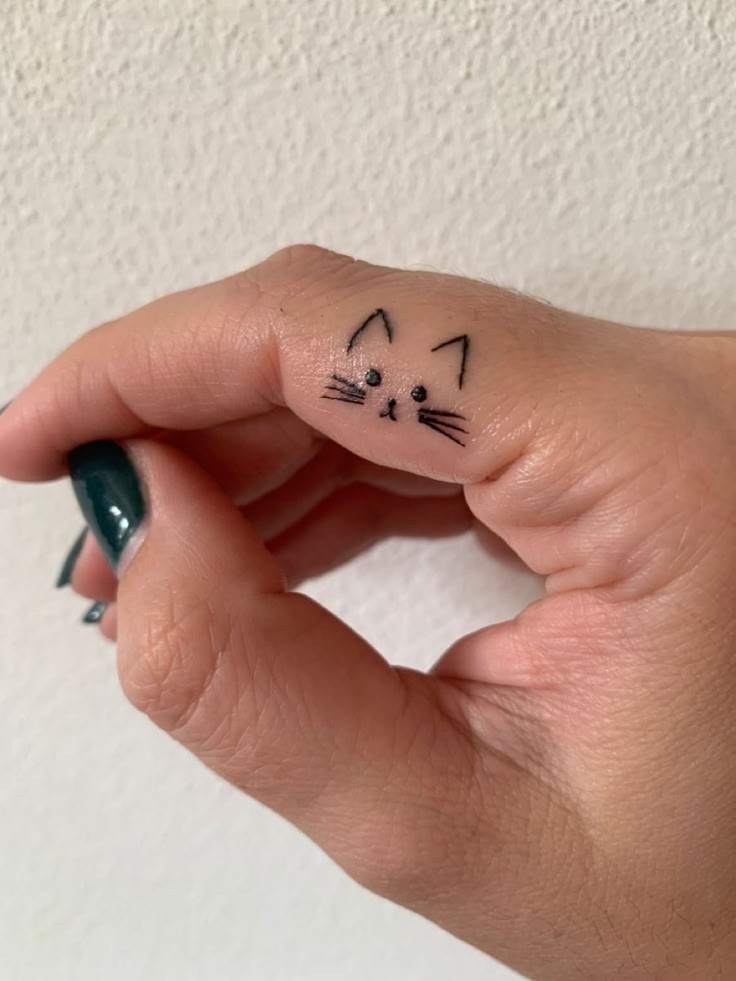 Here Are 28 Cat Tattoo Ideas to Consider in 2025 for Women and Men: Minimalist, Funny, Gothic