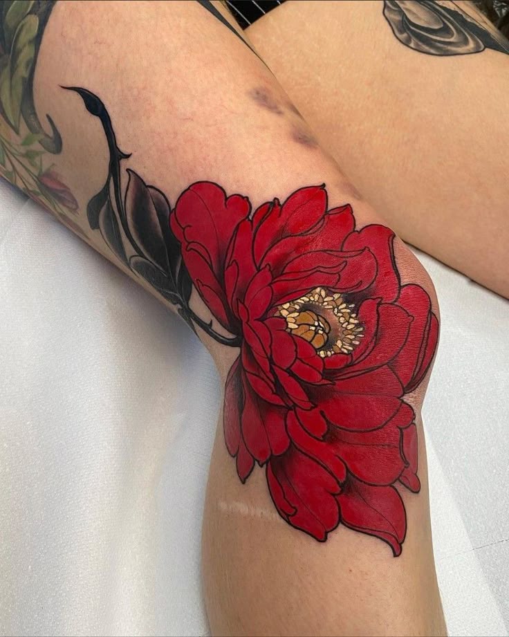 29 Leg Tattoo Ideas 2025 for Men and Women – Thigh, Calf, and Lower Leg Designs from Cybersigilism