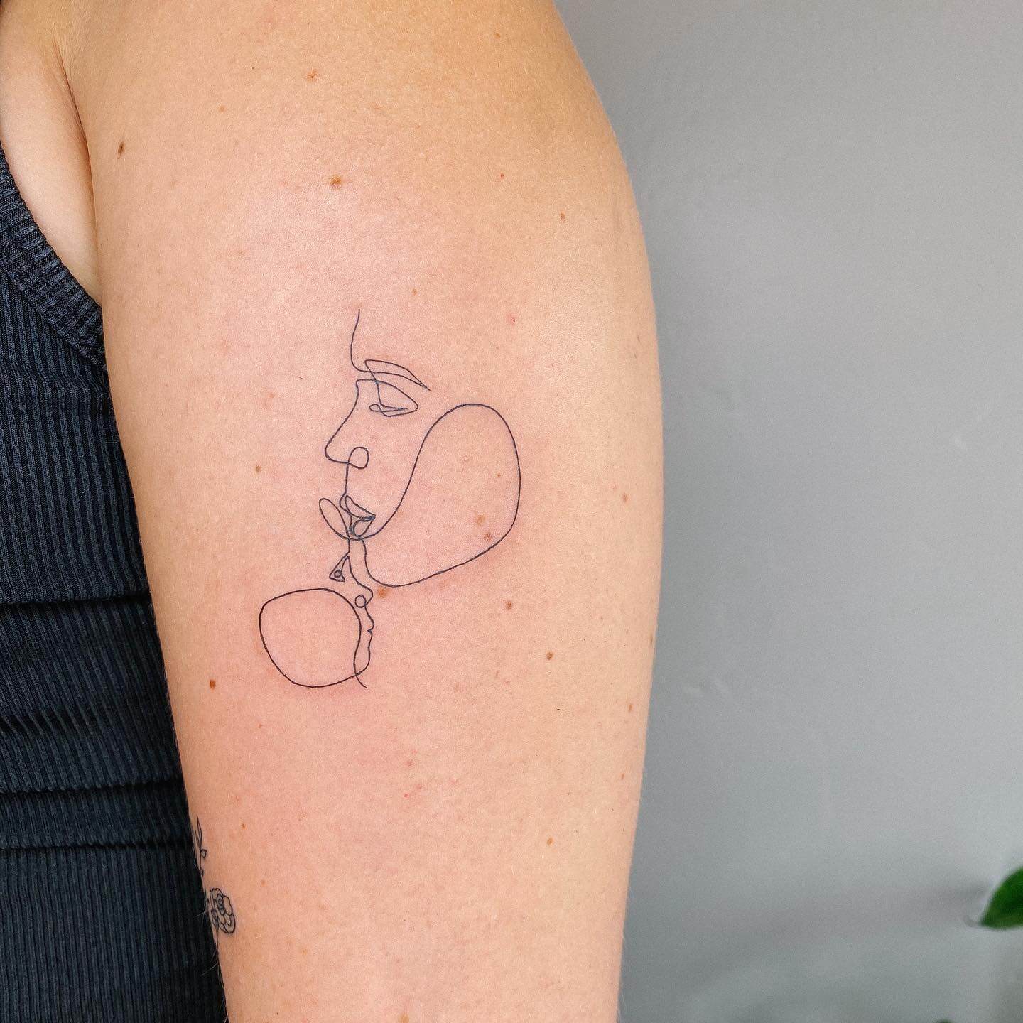 Mom Tattoos Ideas 2025: Fresh Tattoos Ideals of Daughter, Son, Traditional, Simple, and Grief Inkige