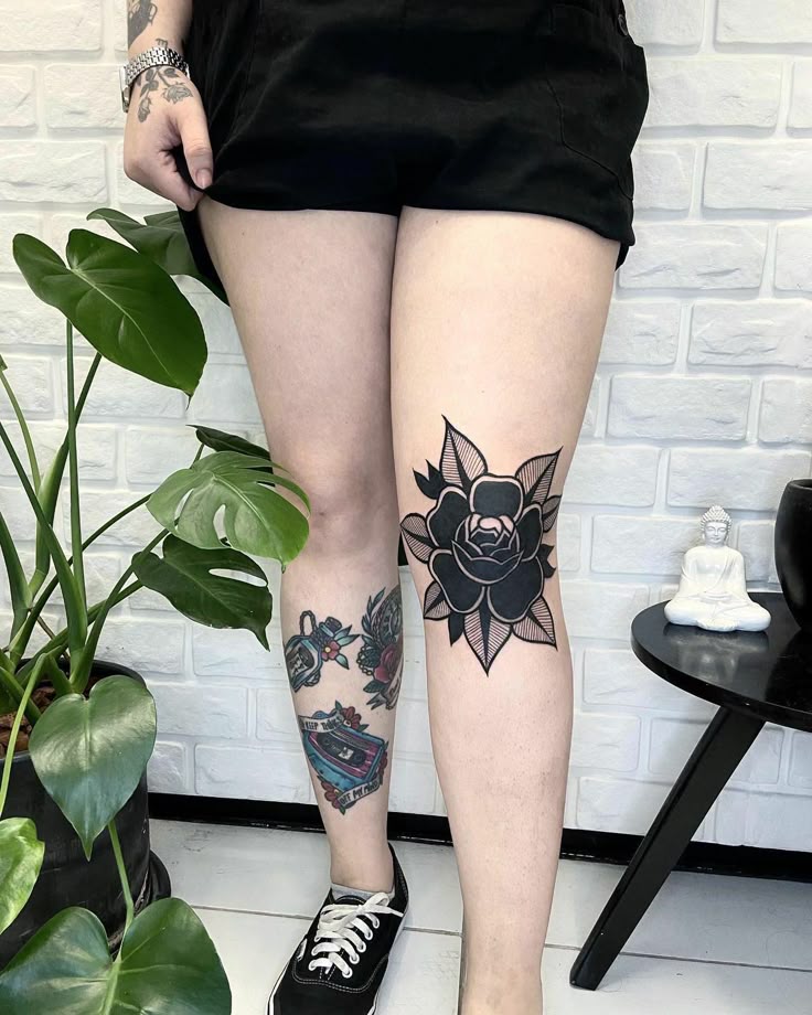 29 Unique Knee Tattoo Ideas 2025: Traditional, Japanese, Gothic, Flower, Skull on Moth, Symmetrical Designs