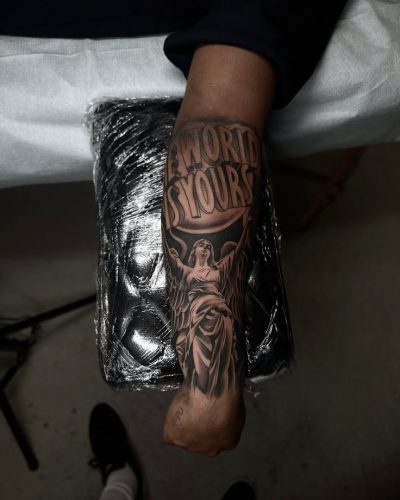 25 The World Is Yours Tattoo Ideas 2025: Scarface Designs, Forearm, Leg ...