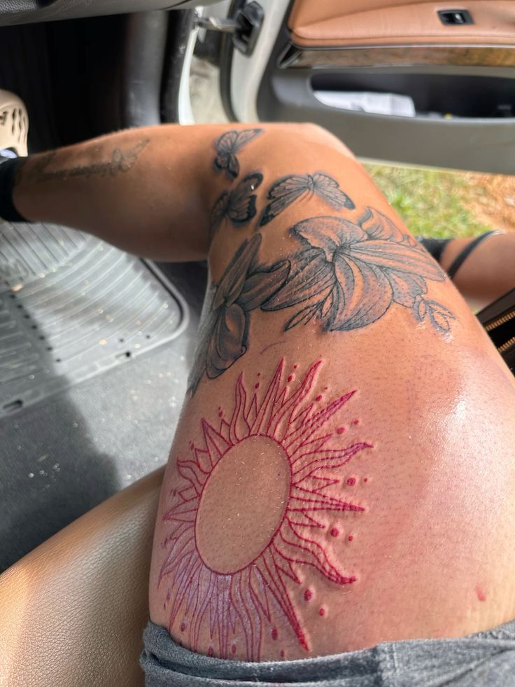 25 Thigh Tattoos Ideas 2025: The Most Striking Designs to Inspire Your Next Ink