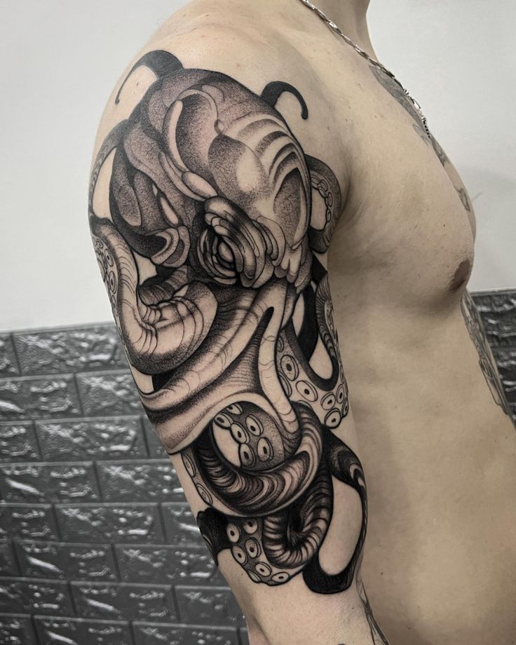 27 Octopus Tattoo Ideas 2025 for Men &#038; Women – Realistic, Sleeve, Leg, Shoulder &#038; Tiny Octopus Designs