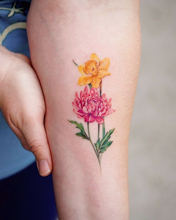 32 Chrysanthemum Tattoo Ideas 2025: Japanese Traditional, Fineline, Sleeve, Stencil, Red And Black