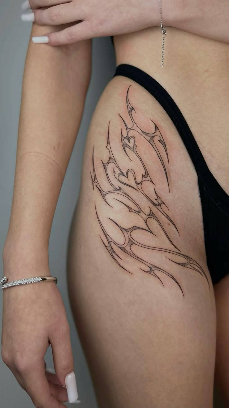 25 Thigh Tattoos Ideas 2025: The Most Striking Designs to Inspire Your Next Ink