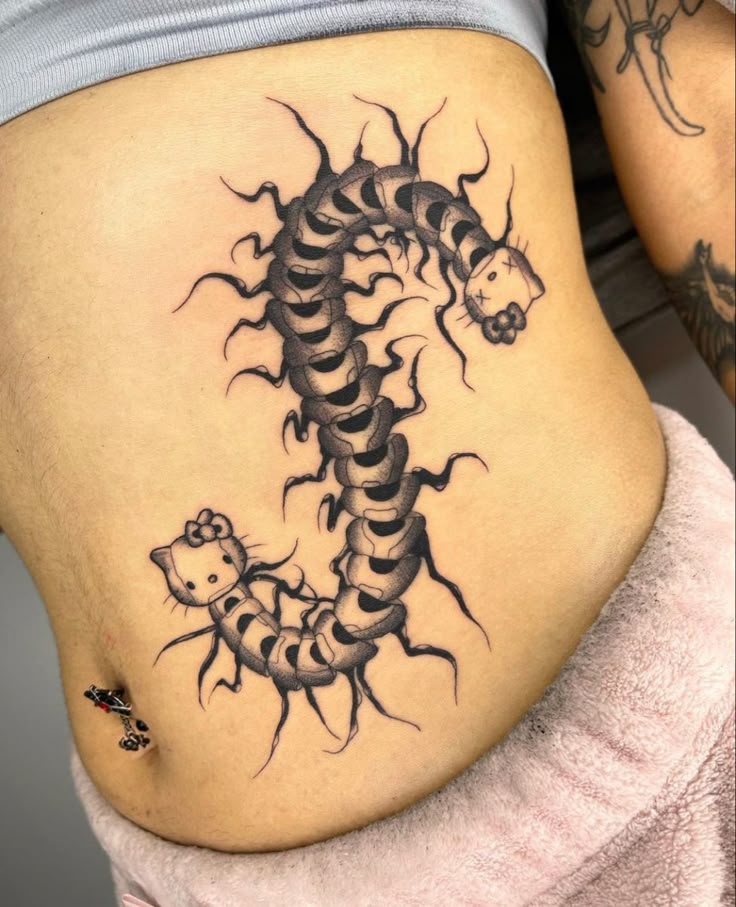 31 Centipede Tattoo Ideas 2025: Blackwork, Traditional, Tokyo Ghoul, Spider Lily, Skull, Giant Back