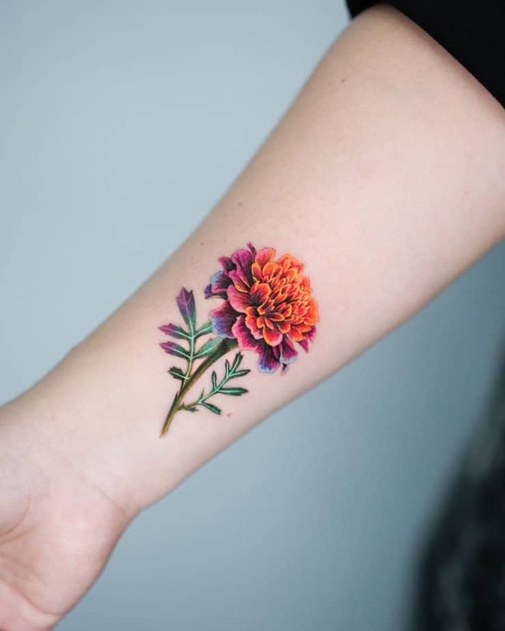 26 Marigold Tattoo Ideas 2025 for Every Style – Fineline, Realistic, Black and White, Traditional, and Color Designs