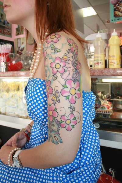 26 Shoulder Tattoo Ideas 2025 Women and Men &#8211; Ornamental, Fine Line, Eagle, Stencil, and More