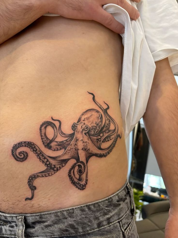 27 Octopus Tattoo Ideas 2025 for Men &#038; Women – Realistic, Sleeve, Leg, Shoulder &#038; Tiny Octopus Designs