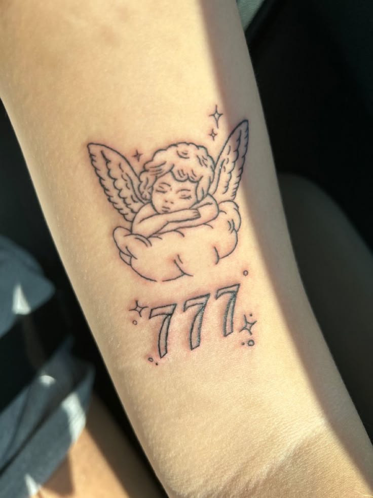26 Best 777 Tattoo Ideas 2025 for Men and Women – Finger Placement Meaning &#038; Inspiration