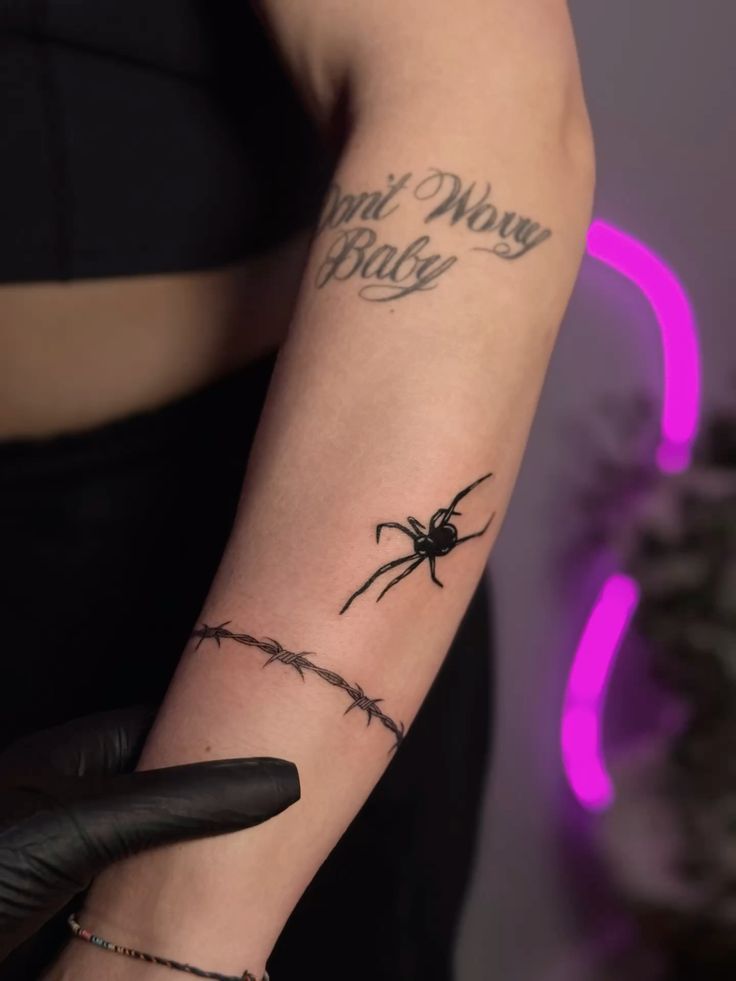 Barbed Wire Tattoo Ideas 2025: Bold Designs for Women and Men Featuring Hearts, Skulls and More